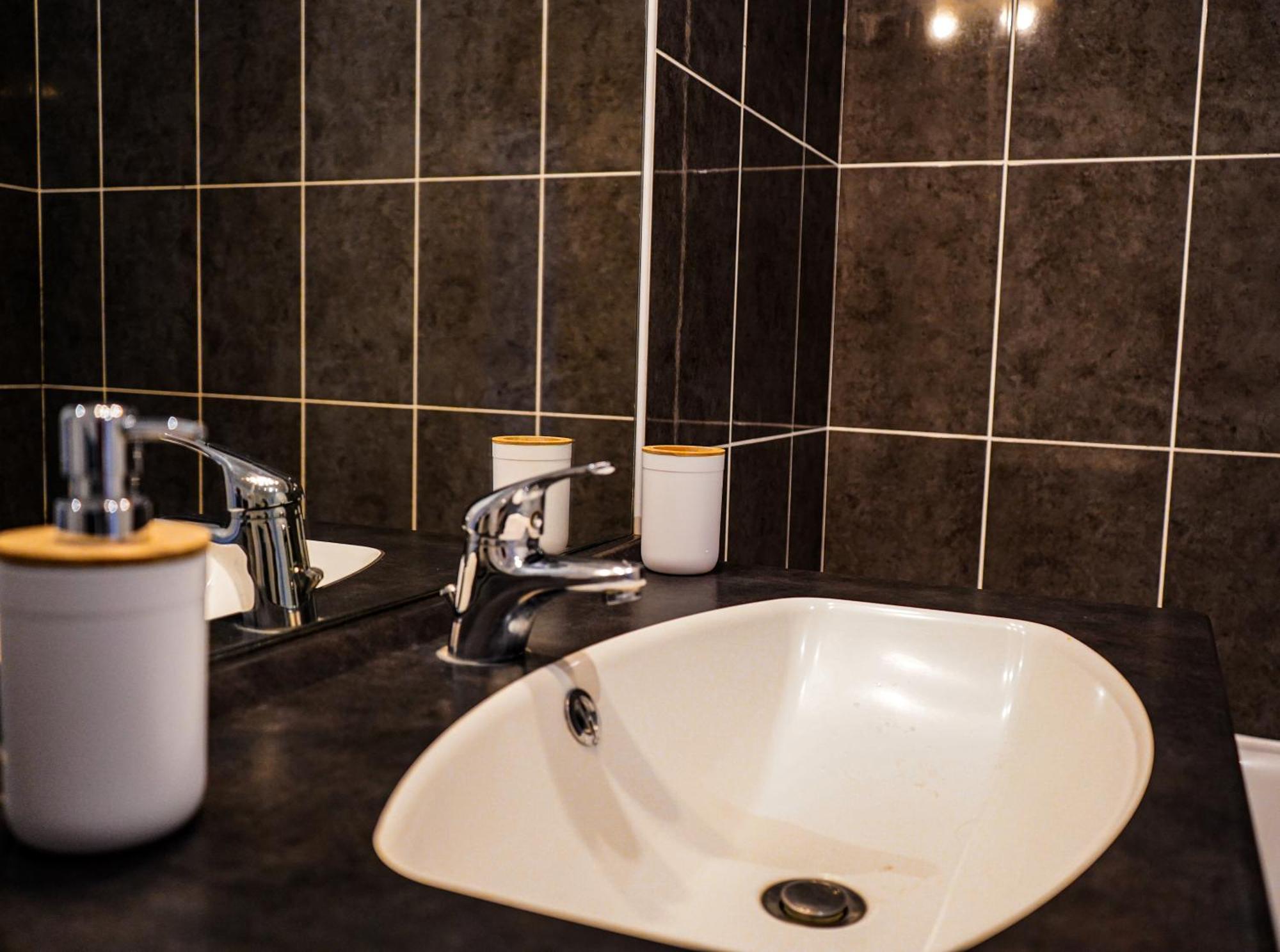 Bel Appartement Climatise & Parking Perpignan Zewnętrze zdjęcie